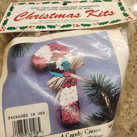NOS beaded Christmas ornament kit - Picture 1 of 3